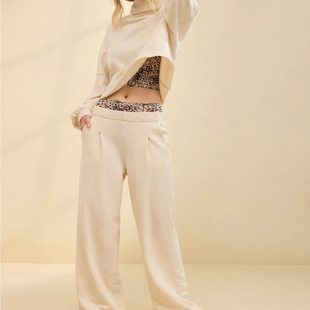 AERIE Cozy New Heights Fleece Trouser Cream/ Heather Frost S Short
